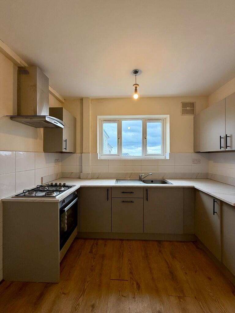 Additional image 7 of City Road, Oldbury, West Midlands, B69