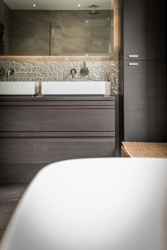 Additional image 31 of Grasmere Avenue, Little Aston