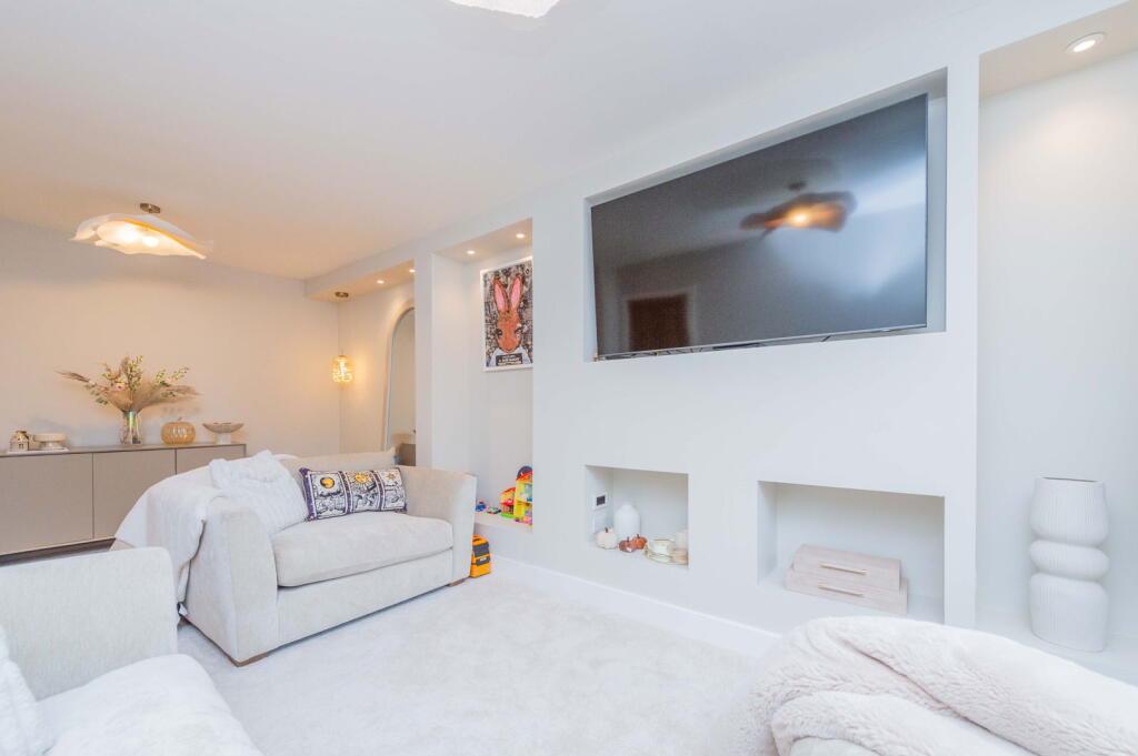 Additional image 20 of Mayland Drive, Sutton Coldfield , West Midlands,  B74 2DG