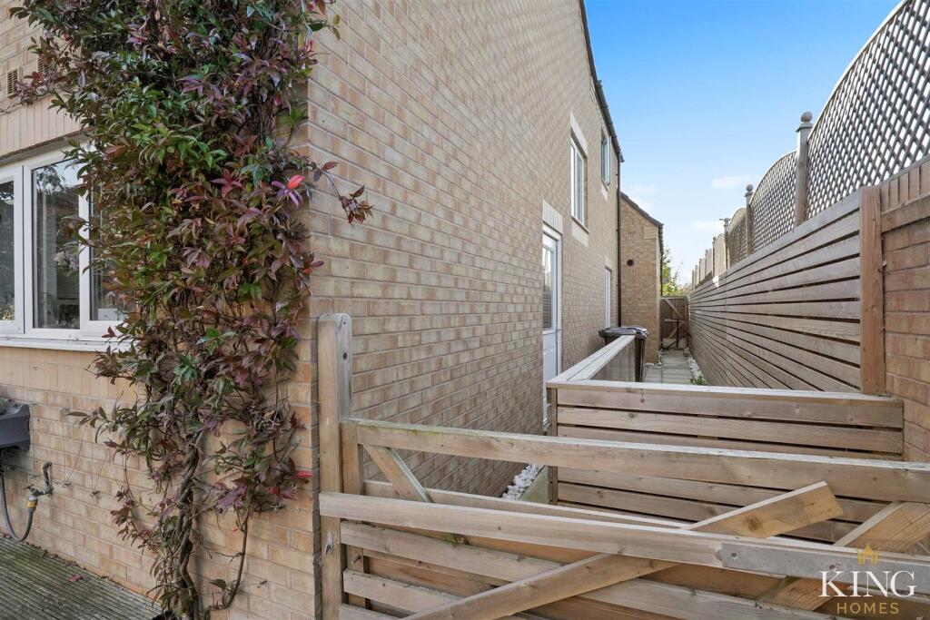 Additional image 24 of Chestnut Way, Bidford-On-Avon, Alcester