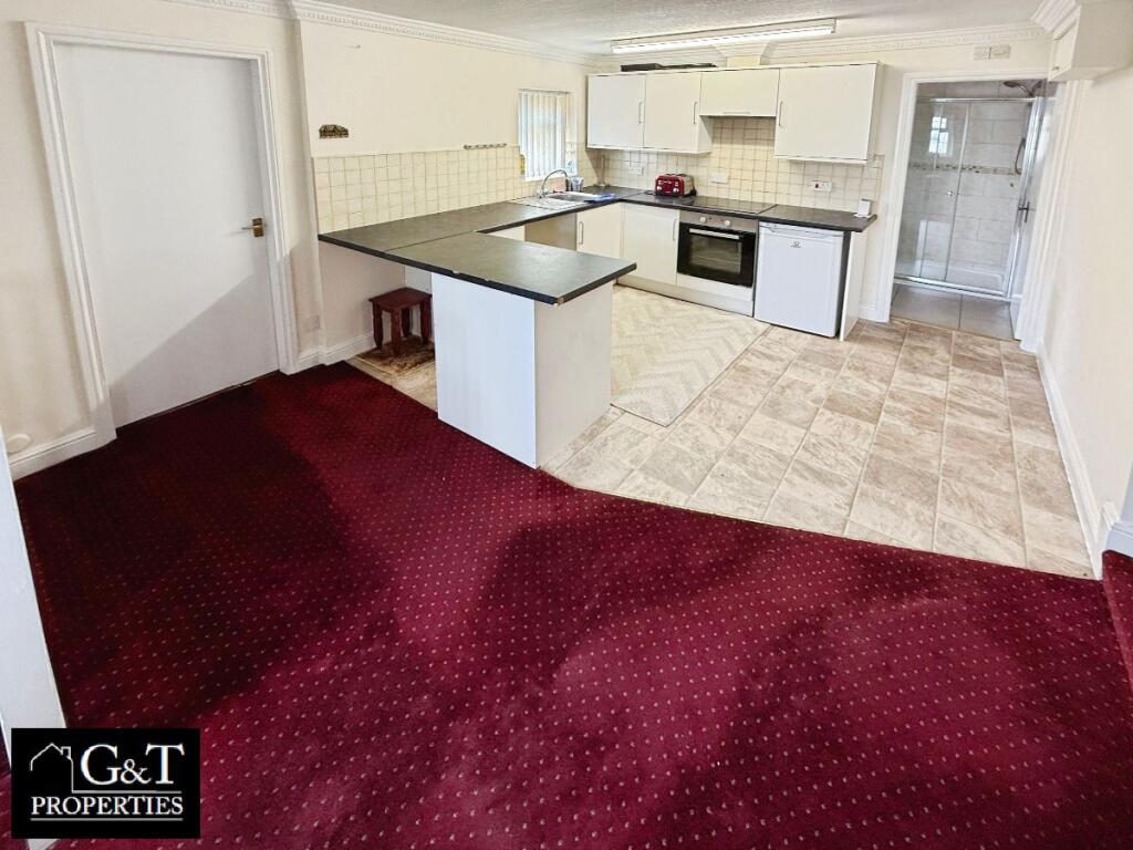 Additional image 4 of Flat Above Stourbridge Road