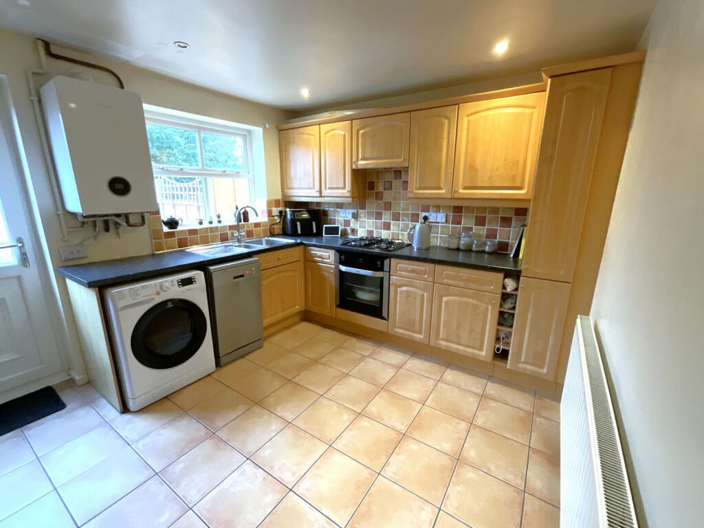 Additional image 10 of CRADLEY HEATH, Mary Macarthur Drive