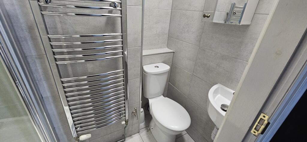 Additional image 5 of Bearwood Road, Bearwood