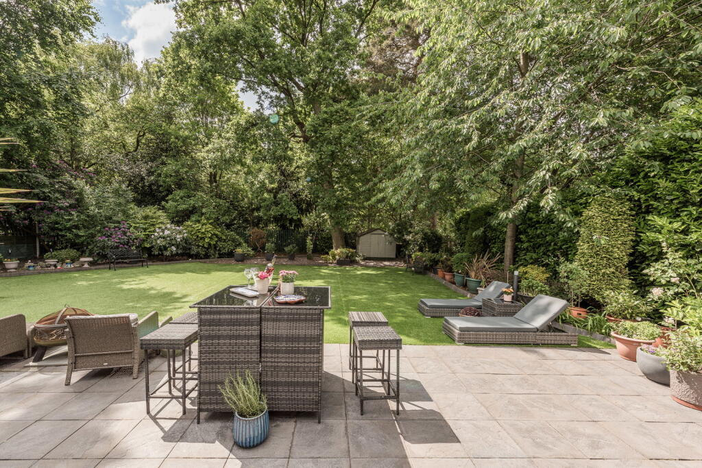 Additional image 52 of Grasmere Avenue, Little Aston