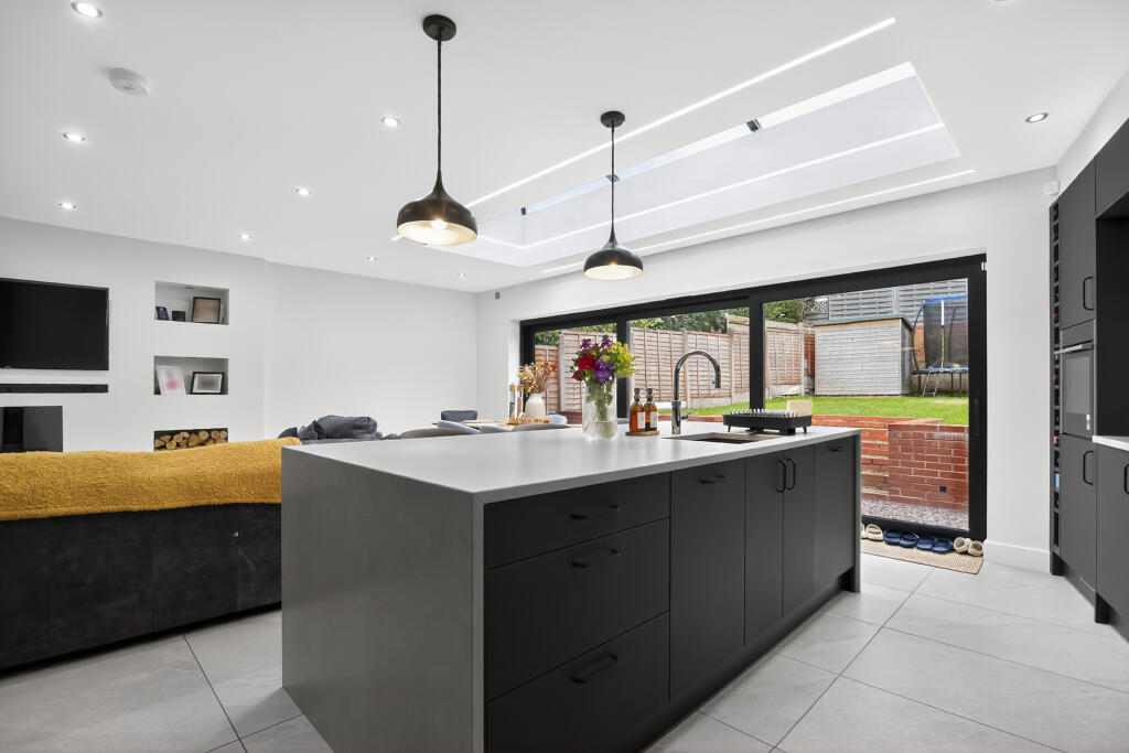 Additional image 8 of Raddens Road, Halesowen, B62