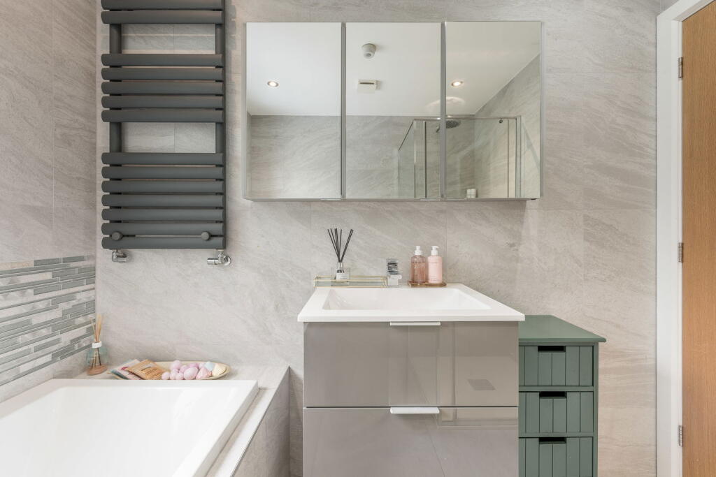 Additional image 49 of Grasmere Avenue, Little Aston