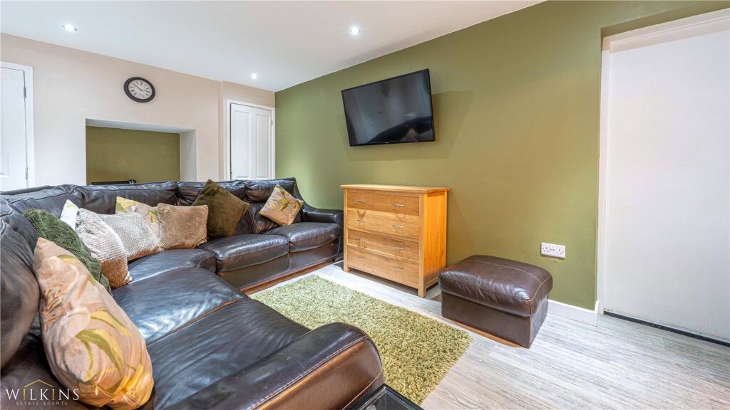 Additional image 38 of Stoneleigh Close, Sutton Coldfield, West Midlands, B74