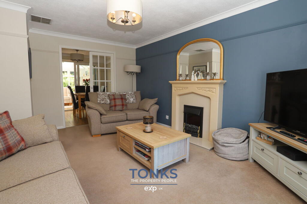 Additional image 2 of Cul de sac with plenty of living space - Moorfield Drive, Halesowen, B63 3TG