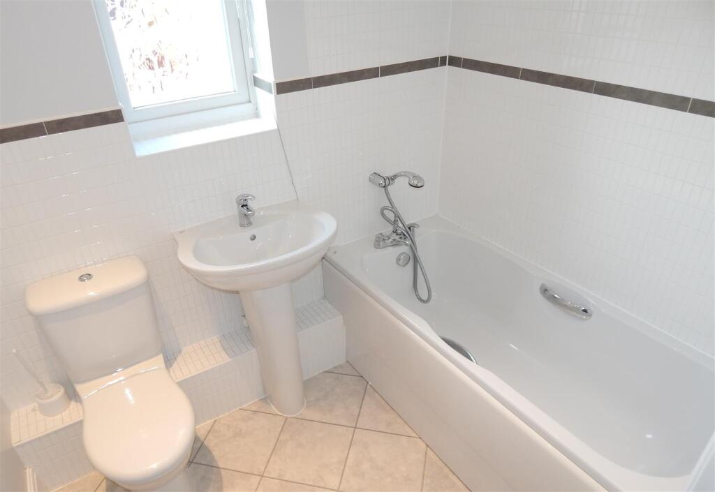 Additional image 11 of Newton Square, Bromsgrove