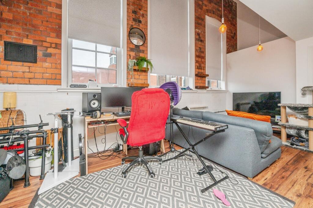 Additional image 3 of Crocketts Lane, SMETHWICK