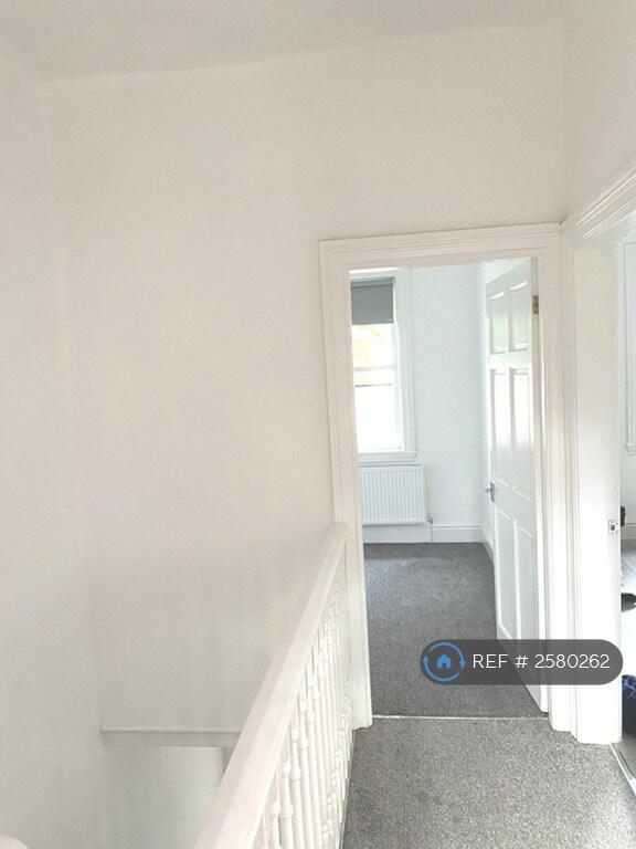 Additional image 8 of Melbourne Road, Halesowen, B63