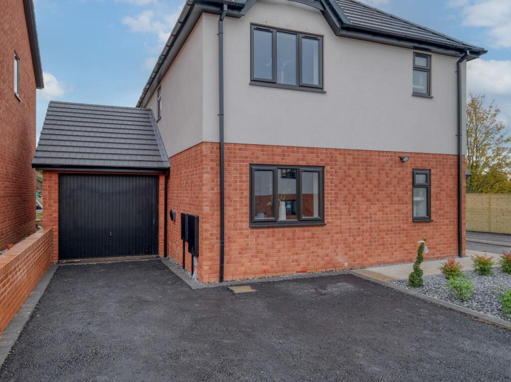 Additional image 20 of The Cedar, Ailstone Mews, Old Birmingham Road, Lickey End, Bromsgrove, B60 1DE