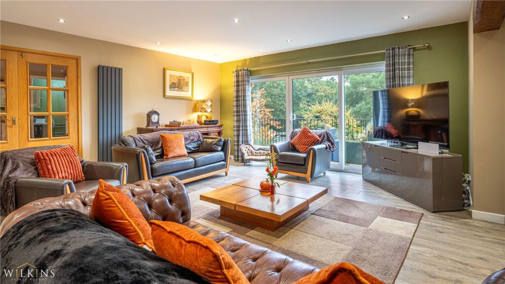 Additional image 5 of Stoneleigh Close, Sutton Coldfield, West Midlands, B74