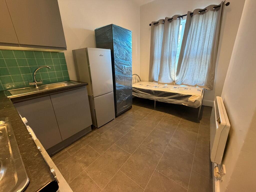 Additional image 2 of Bearwood Road, Birmingham, B66