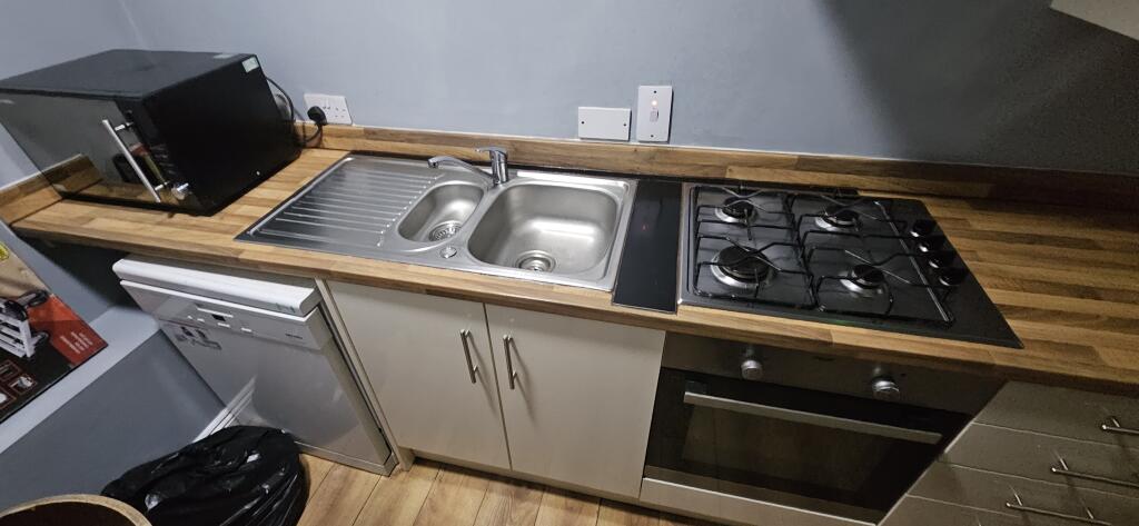 Additional image 4 of Bearwood Road, Bearwood