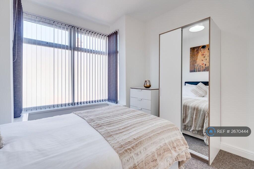 Additional image 9 of Bearwood Road, Smethwick, B66