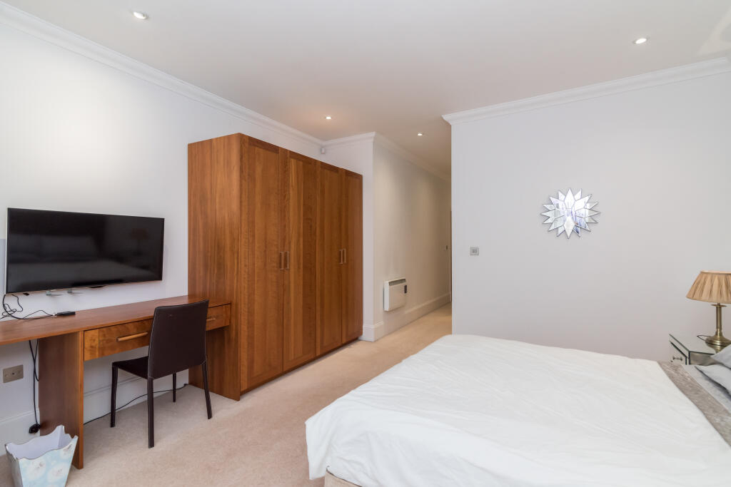 Additional image 31 of 8 Royal Court Apartments, 60 - 66 Lichfield Road, Sutton Coldfield, B74 2NA