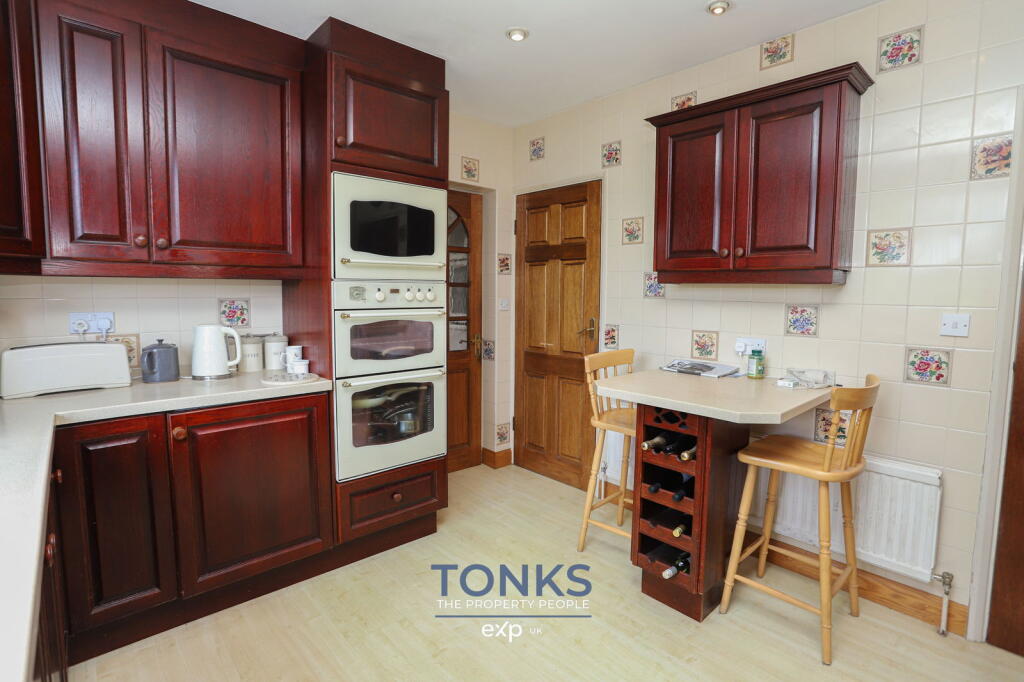 Additional image 9 of Longlands Road, Halesowen, B62 0AY