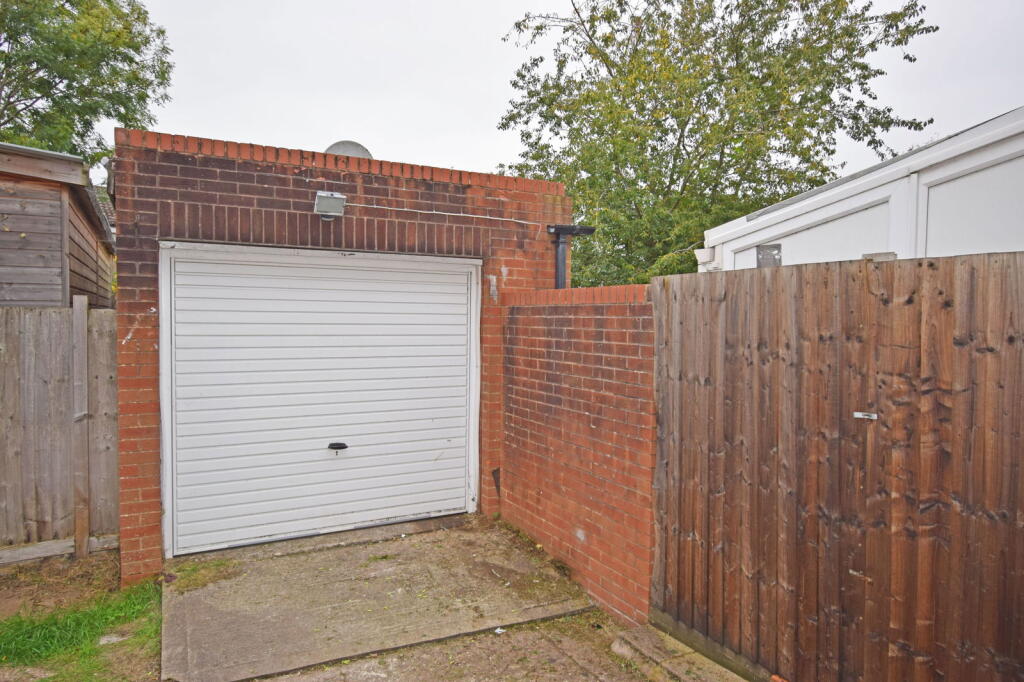 Additional image 16 of 24 Austin Road, Charford, Bromsgrove, Worcestershire, B60 3LZ