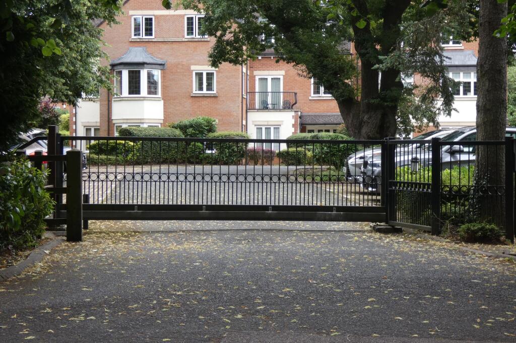 Additional image 3 of Four Oaks Road, Hanson Mansion, B74