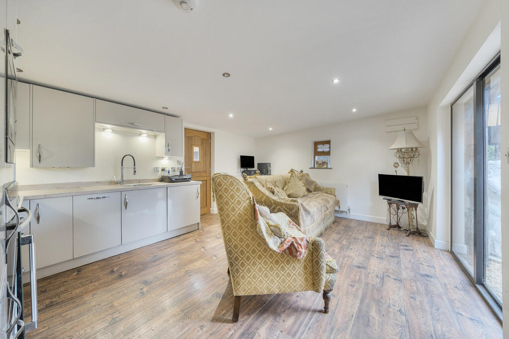 Additional image 3 of Rectory Lane, Upton Warren