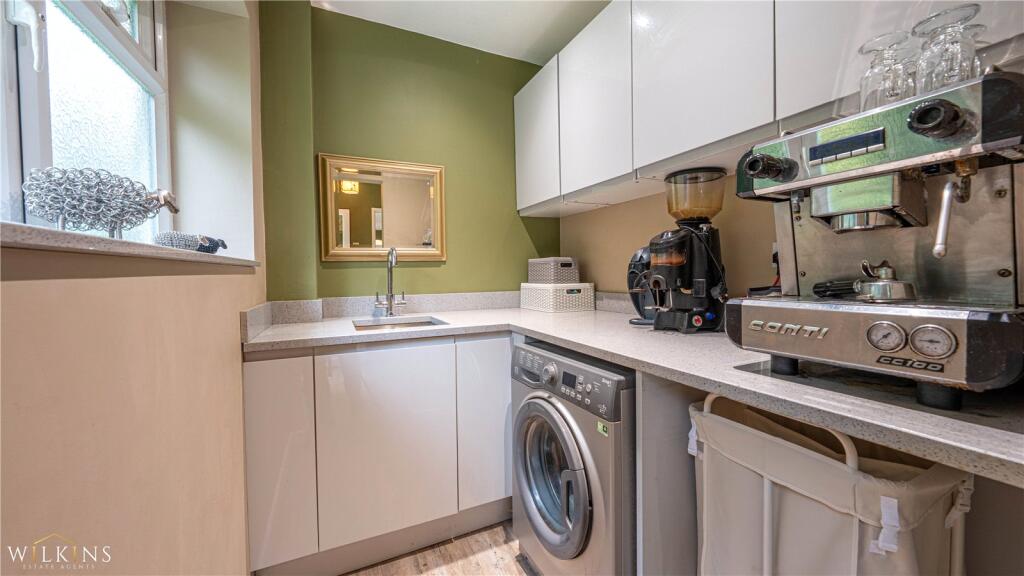 Additional image 11 of Stoneleigh Close, Sutton Coldfield, West Midlands, B74