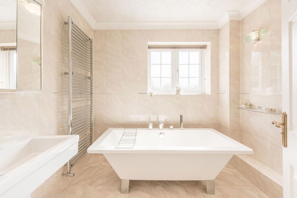 Additional image 32 of Roman Lane, Sutton Coldfield, Staffordshire, B74 3AE