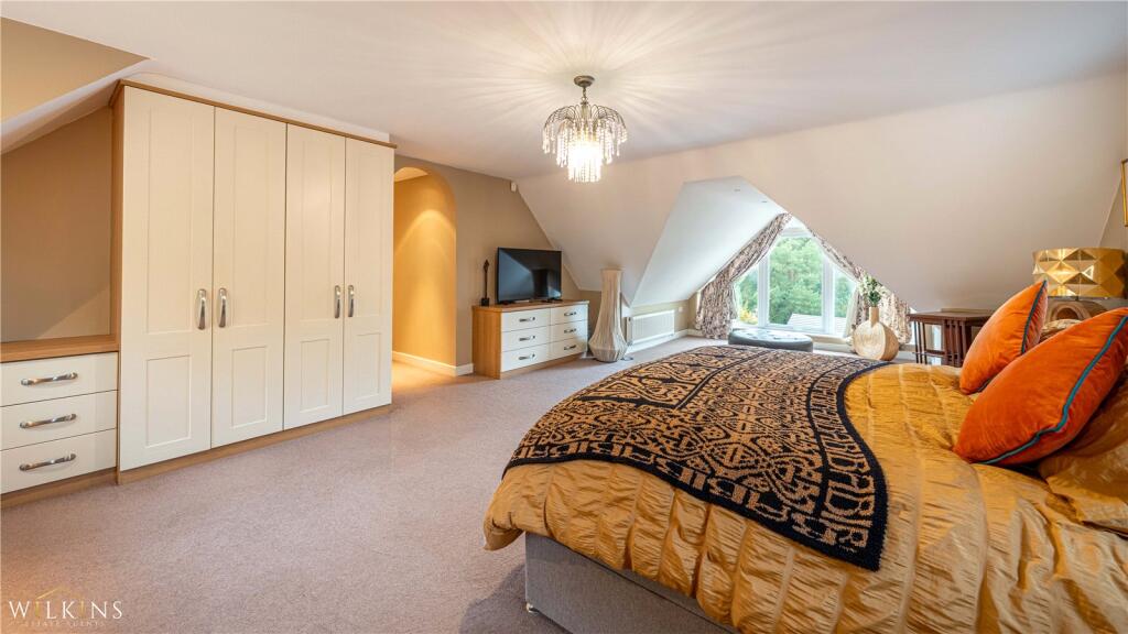 Additional image 27 of Stoneleigh Close, Sutton Coldfield, West Midlands, B74