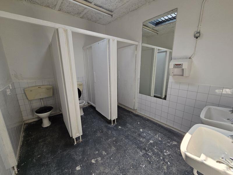 Additional image 4 of Oak Road, West Bromwich, B70