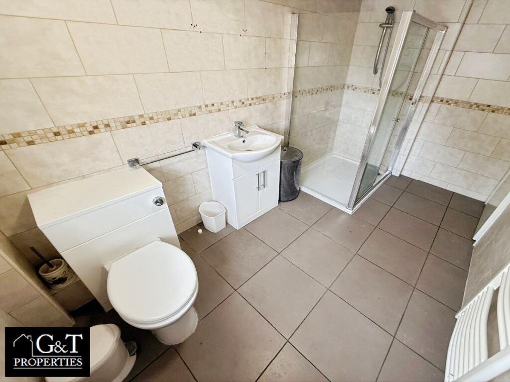 Additional image 7 of Flat Above Stourbridge Road