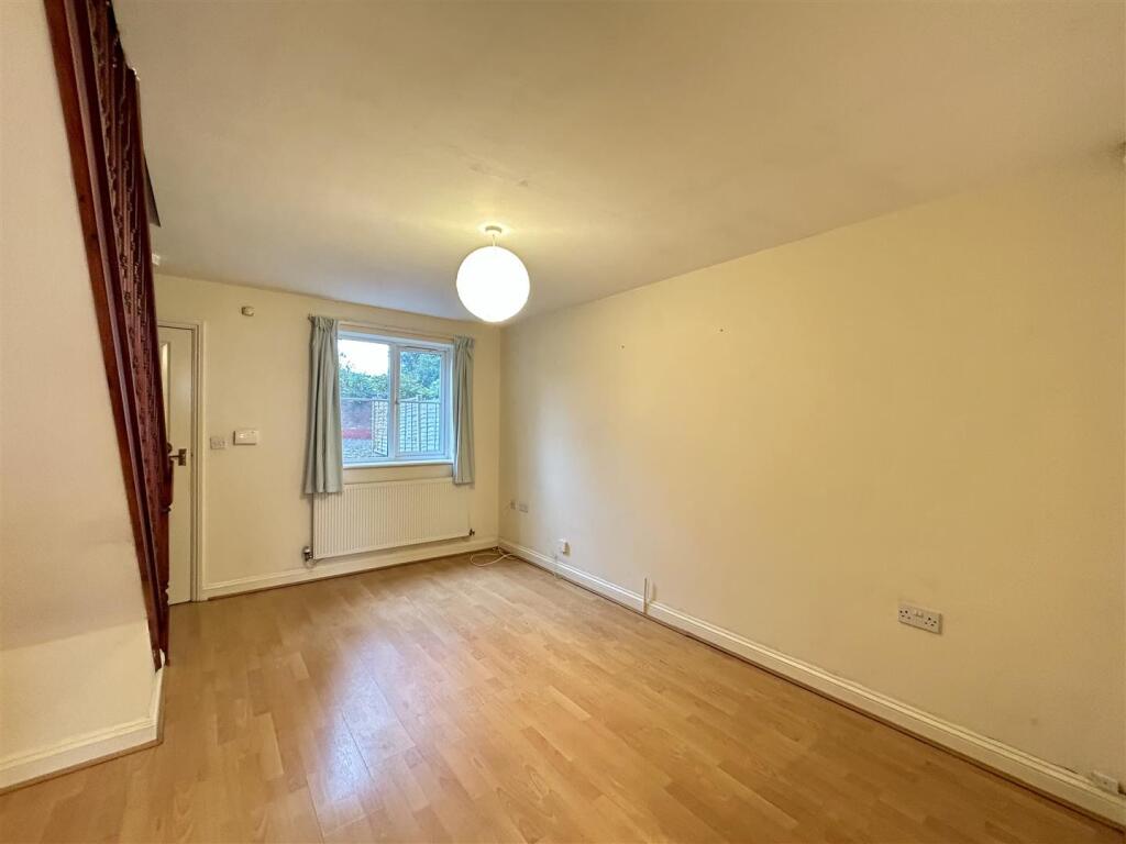 Additional image 18 of Foredraft Street, Halesowen