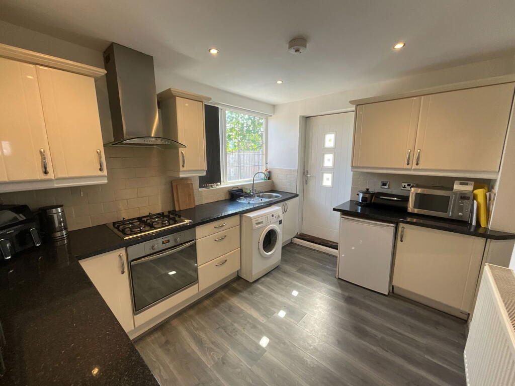 Additional image 5 of HALESOWEN, Wall Well