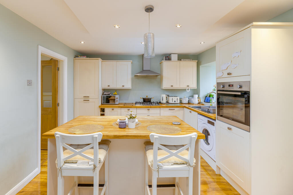 Additional image 9 of Rayford Drive, West Bromwich, B71