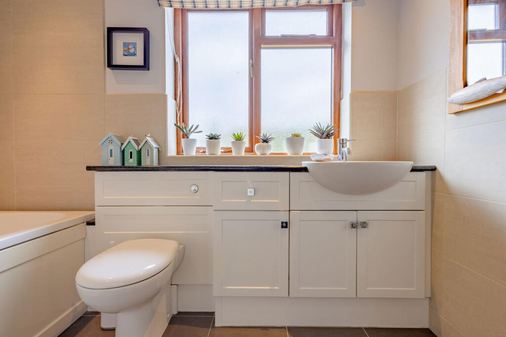 Additional image 24 of Mill Close, Broom B50 4HT