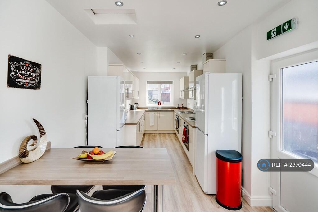 Additional image 34 of Bearwood Road, Smethwick, B66