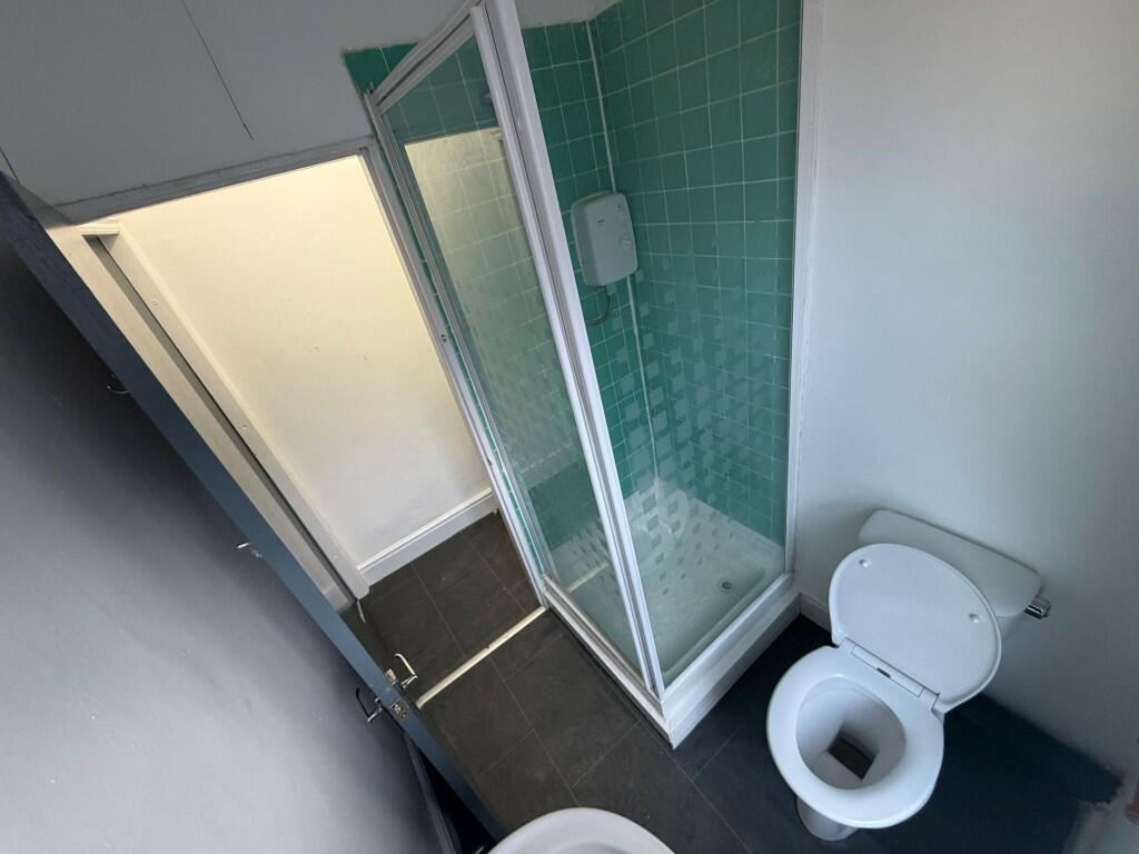 Additional image 3 of Bearwood Road, Birmingham, B66