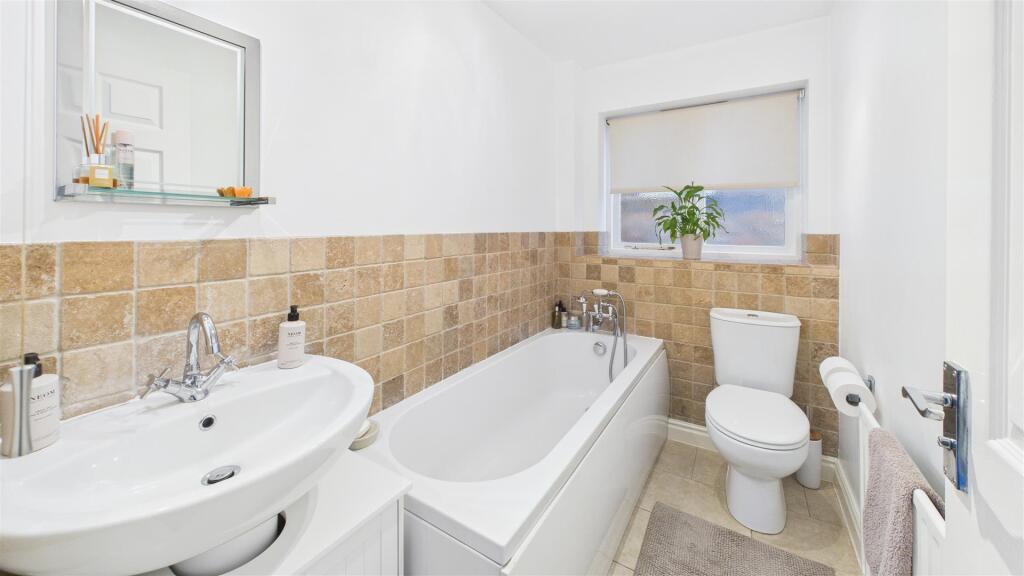 Additional image 23 of Ross, Rowley Regis