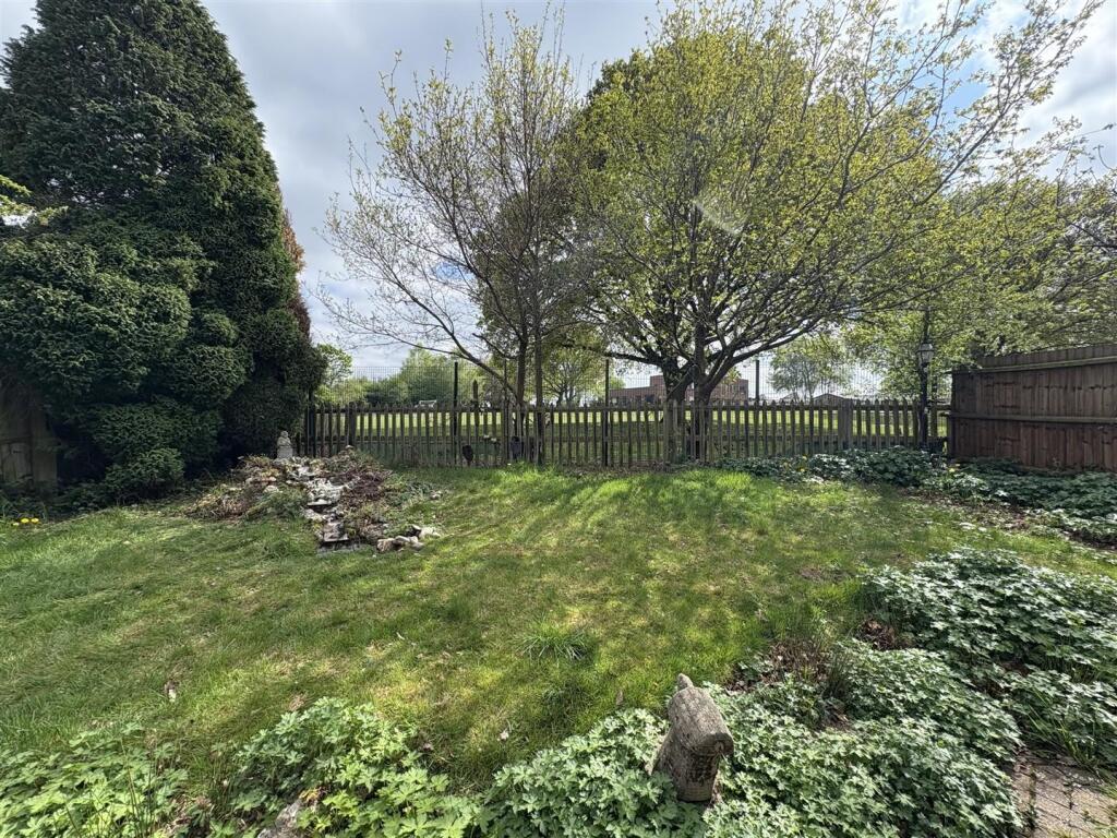 Additional image 22 of Corncrake Close, Sutton Coldfield