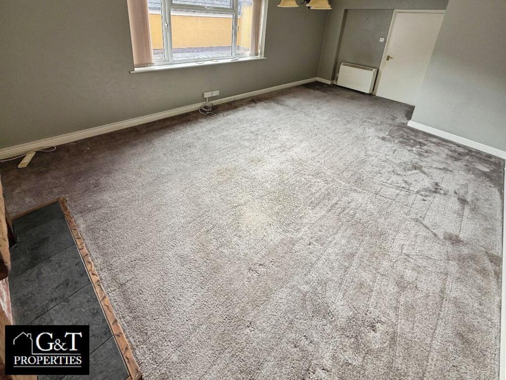 Additional image 3 of Flat Above Stourbridge Road