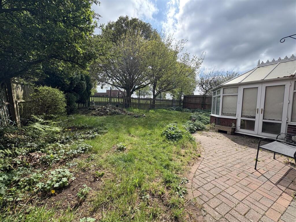 Additional image 20 of Corncrake Close, Sutton Coldfield