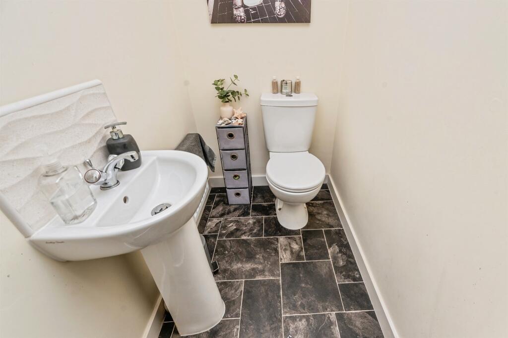 Additional image 8 of Damson Way, Bidford-On-Avon, Alcester