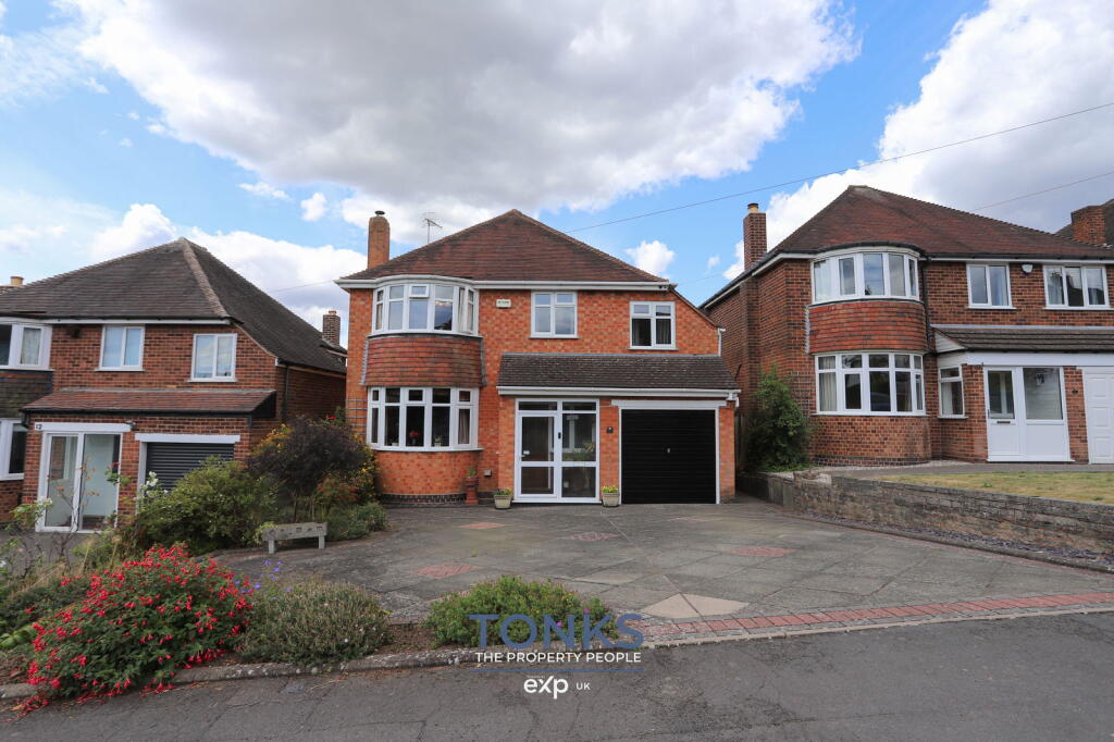 Additional image 3 of Longlands Road, Halesowen, B62 0AY