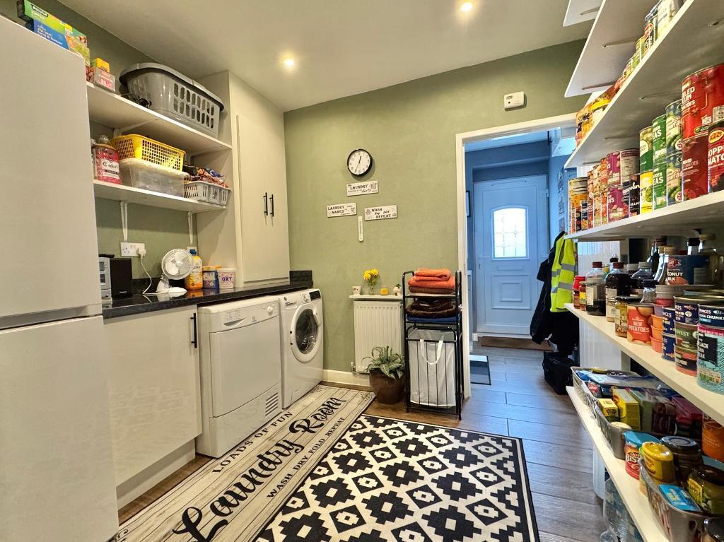 Additional image 11 of Coles Lane, West Bromwich, B71 2QL