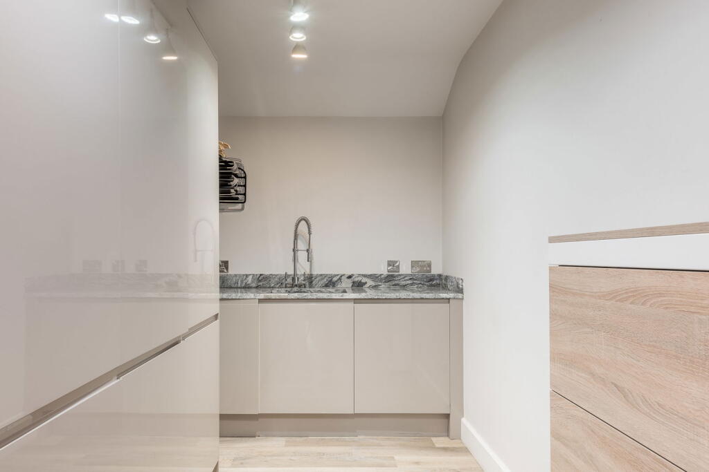 Additional image 24 of Grasmere Avenue, Little Aston