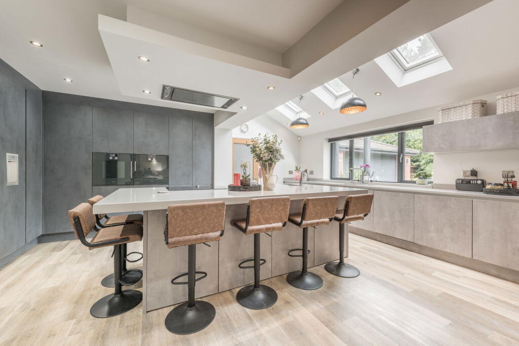 Additional image 4 of Grasmere Avenue, Little Aston