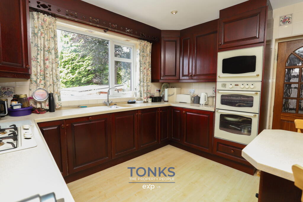 Additional image 7 of Longlands Road, Halesowen, B62 0AY