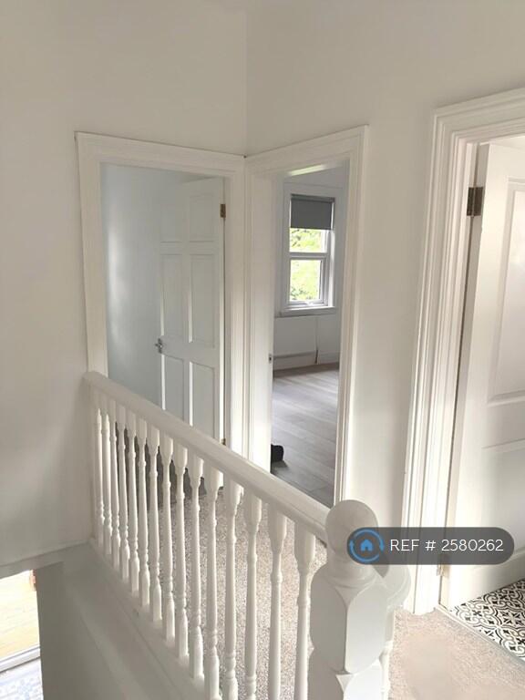 Additional image 9 of Melbourne Road, Halesowen, B63