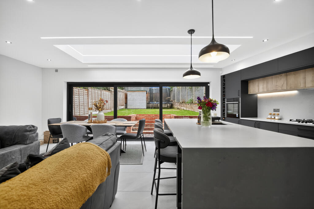 Additional image 3 of Raddens Road, Halesowen, B62