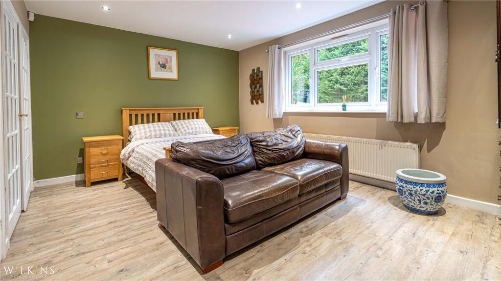 Additional image 15 of Stoneleigh Close, Sutton Coldfield, West Midlands, B74