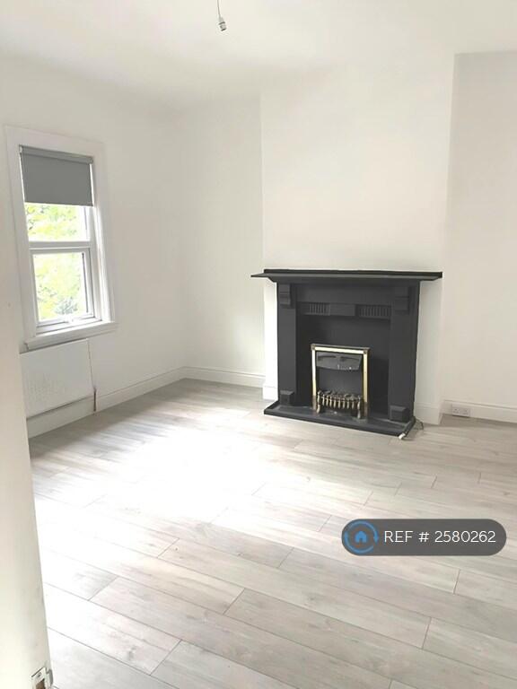 Additional image 6 of Melbourne Road, Halesowen, B63